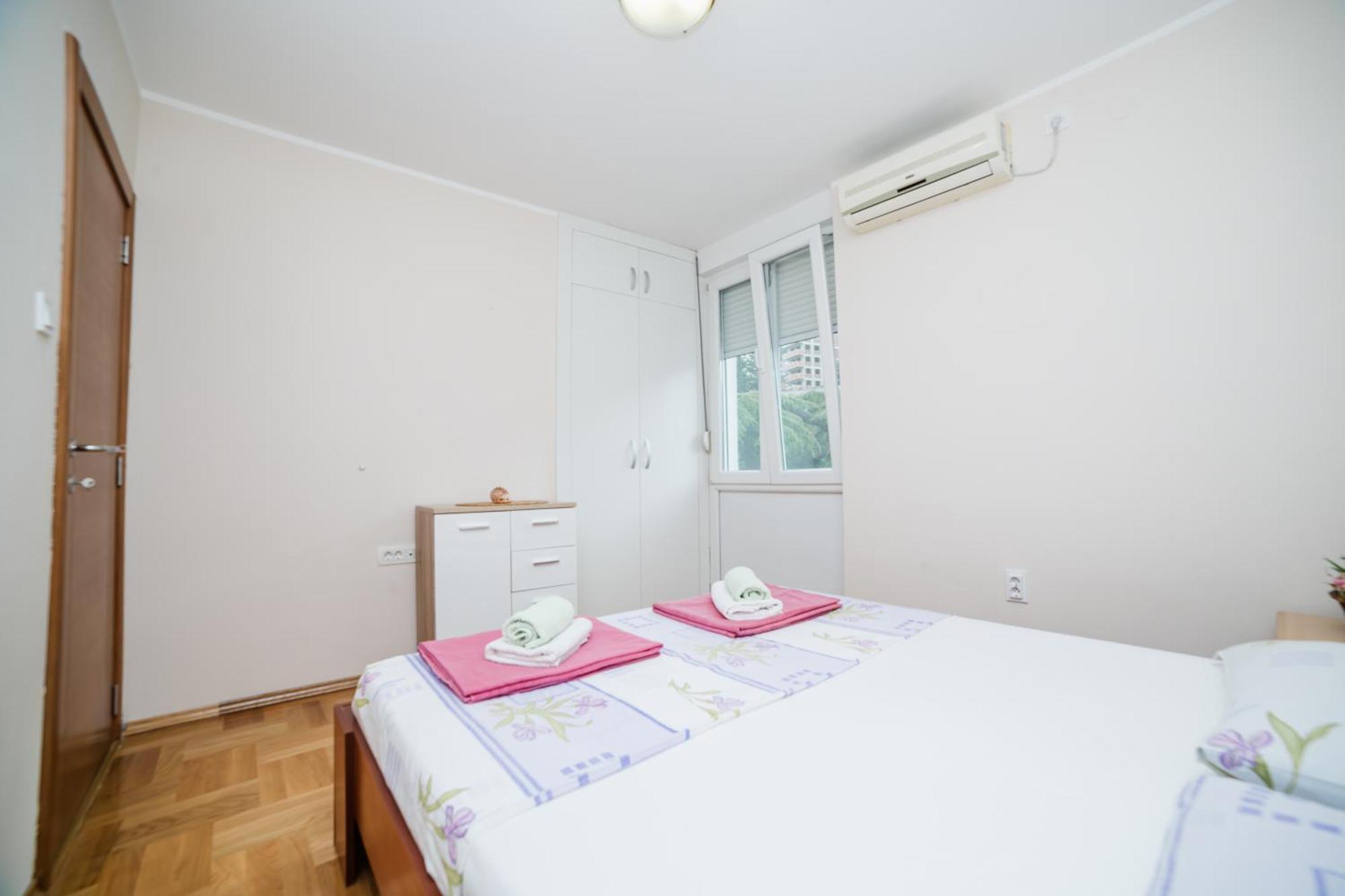 Pizana Apartman Budva
